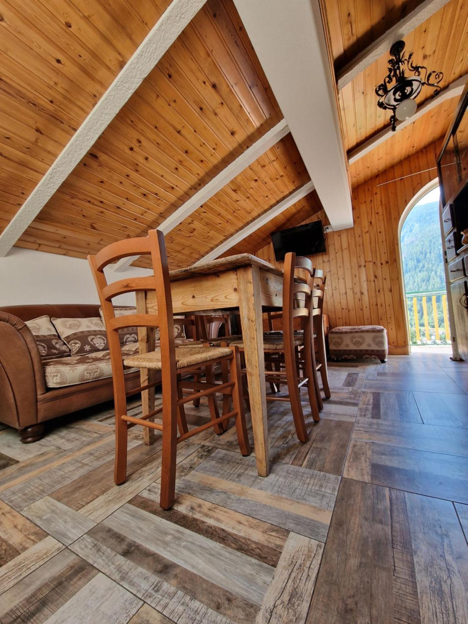 B&B Le Ciaf Temù Exteriér fotografie